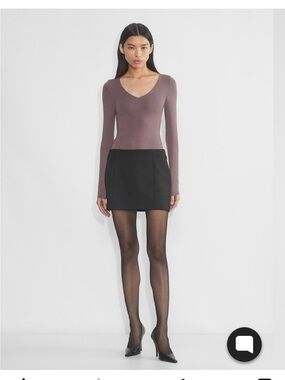Aritzia
Contour Fixture Bodysuit Smoked Eggplant Size M